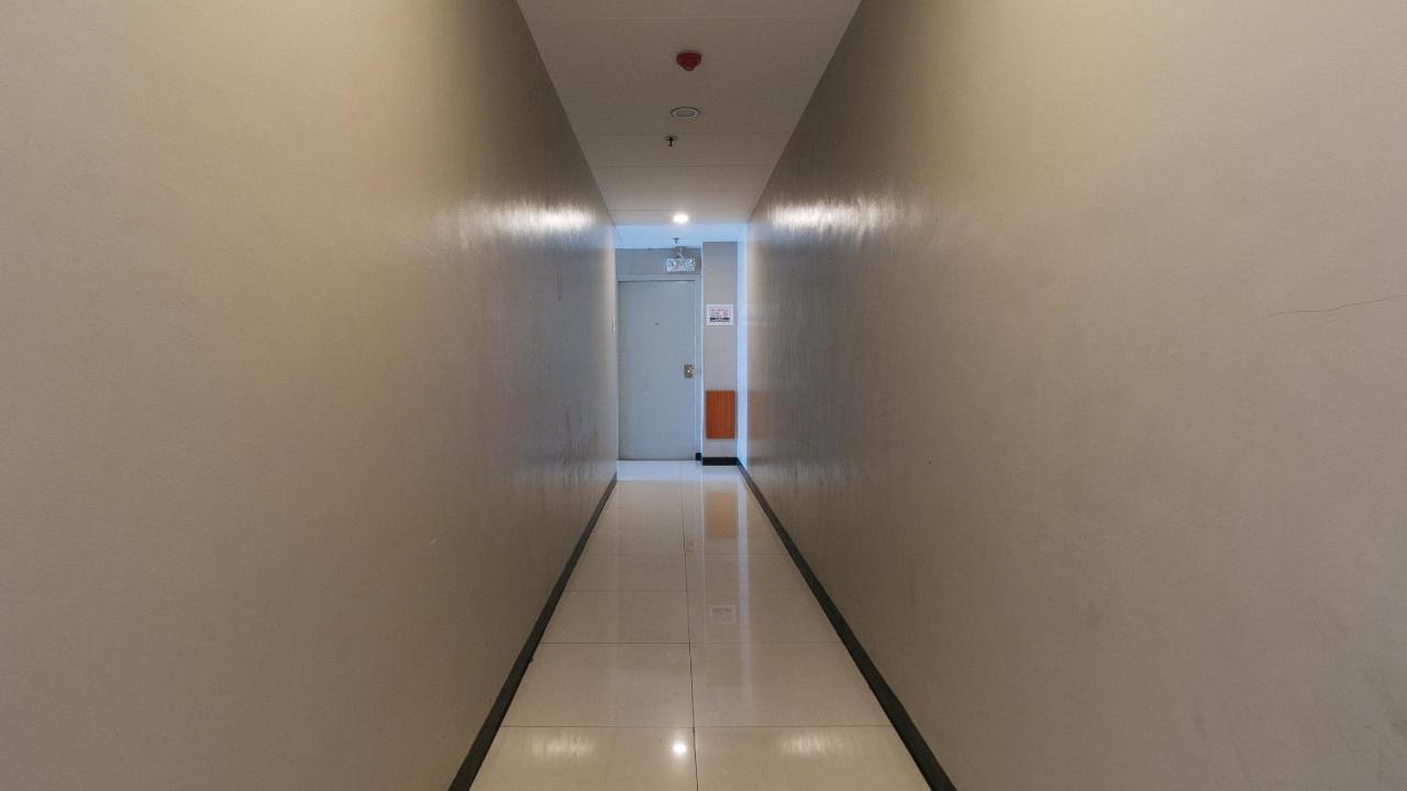 Reddoorz Plus @ Kamuning Quezon City Exterior foto