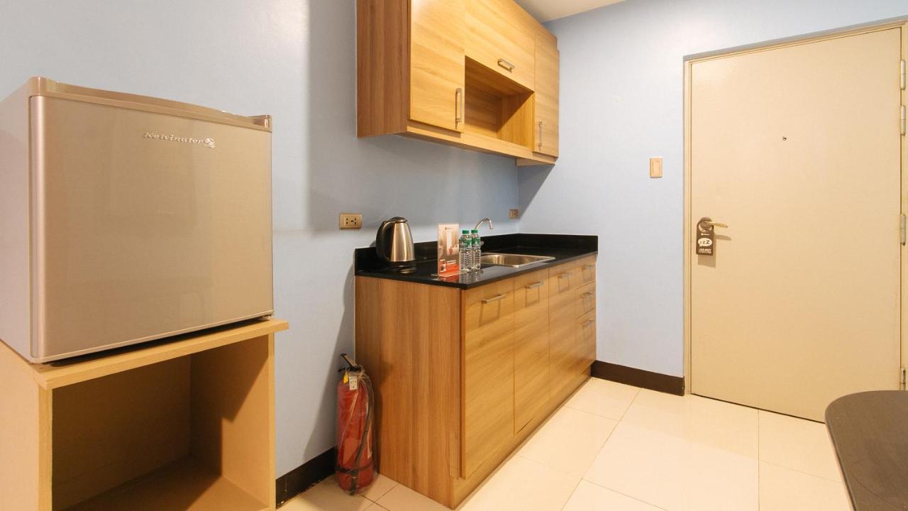 Reddoorz Plus @ Kamuning Quezon City Exterior foto