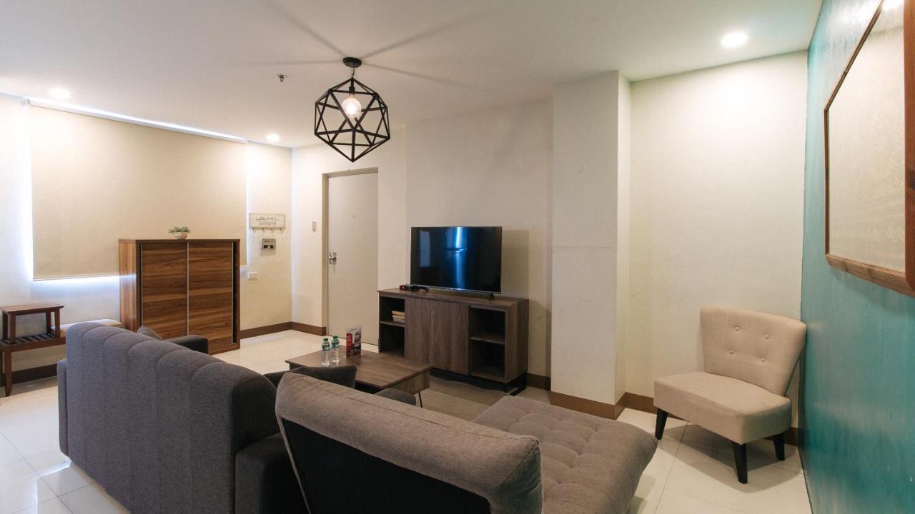 Reddoorz Plus @ Kamuning Quezon City Exterior foto