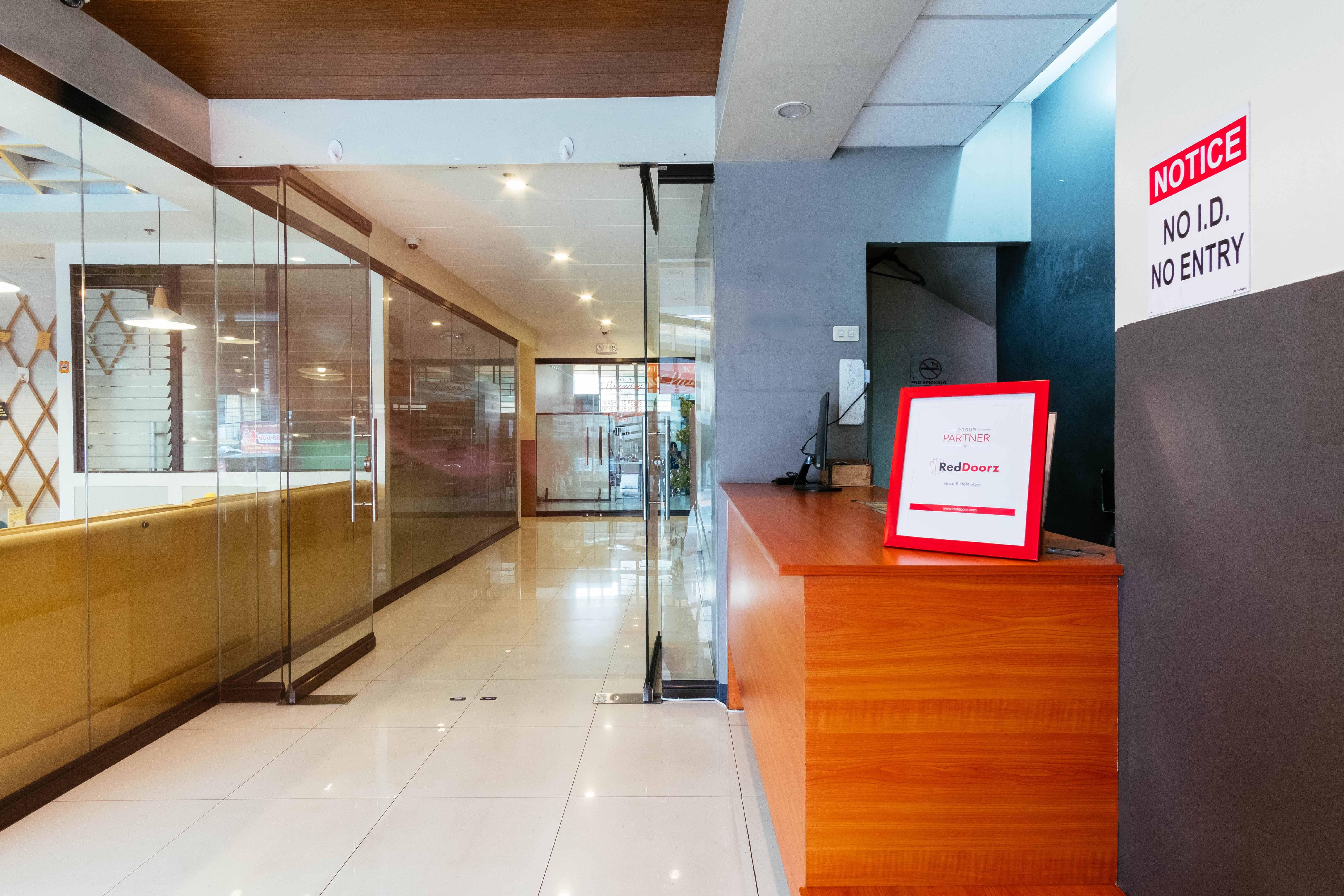 Reddoorz Plus @ Kamuning Quezon City Exterior foto