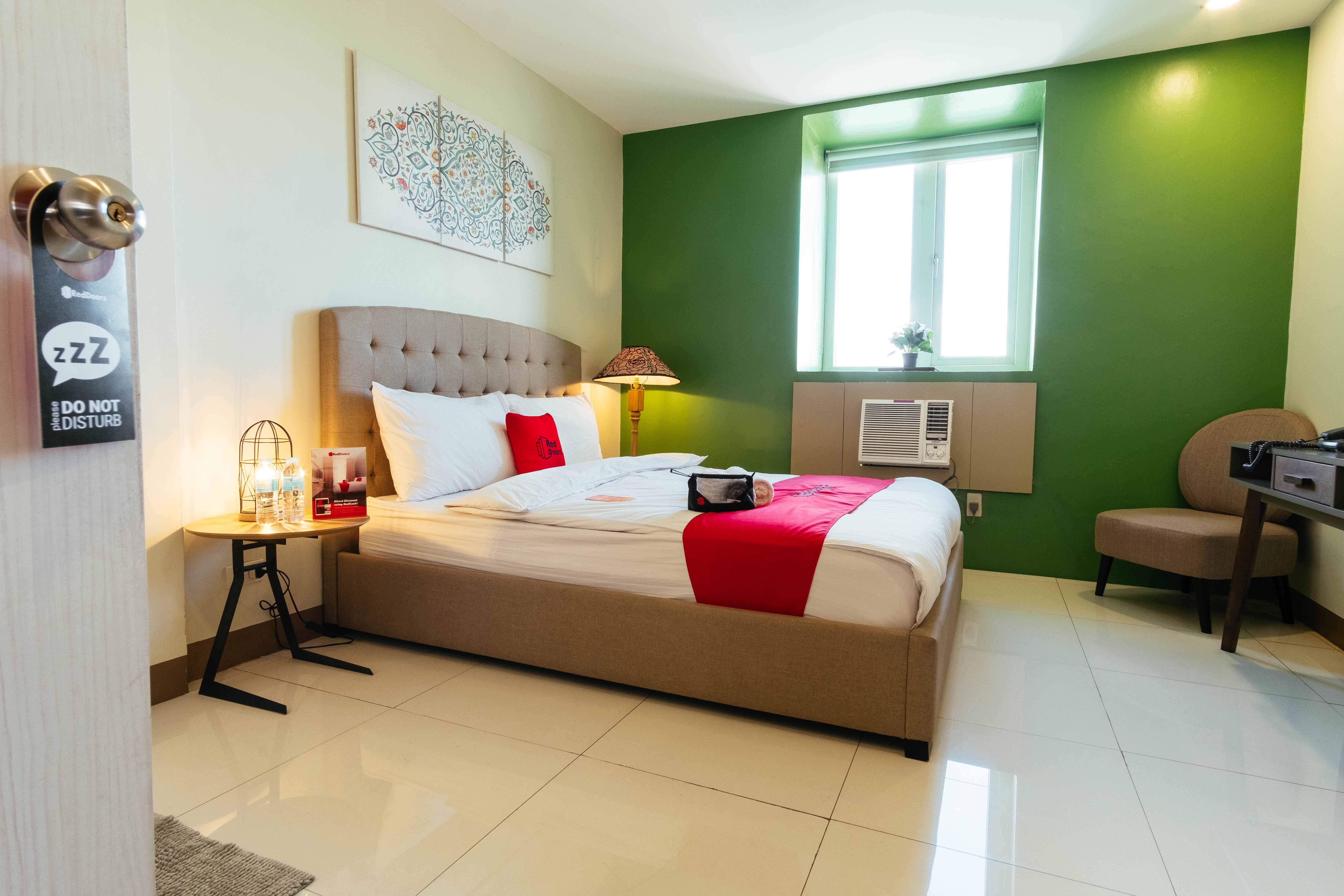 Reddoorz Plus @ Kamuning Quezon City Exterior foto